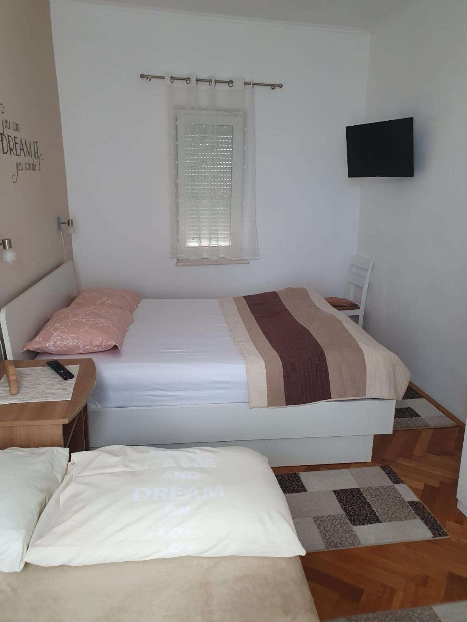 Apartment Sandra 2+2 *** تْسْغيكفانِتْسا المظهر الخارجي الصورة